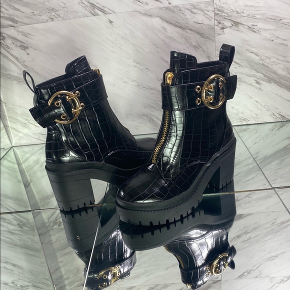 ◼️ BRANDY Black Bootie ◼️ - Picture 7 of 8